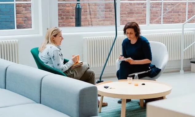 Auto advertising - car dealer and auto parts store